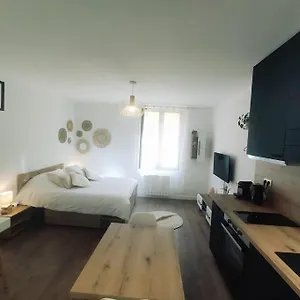  Apartment Vieille Ville, Superbe Au Calme