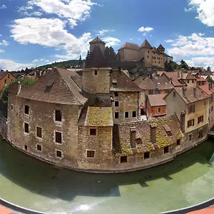  Apartment La Belle View